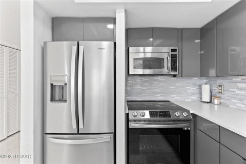 Condominio en venta en Daytona Beach, Florida, 2 dormitorios, 106 m2 № 1765408 - foto 14
