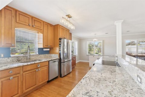 House in Largo, Florida 4 bedrooms, 162.21 sq.m. № 1759226 - photo 4