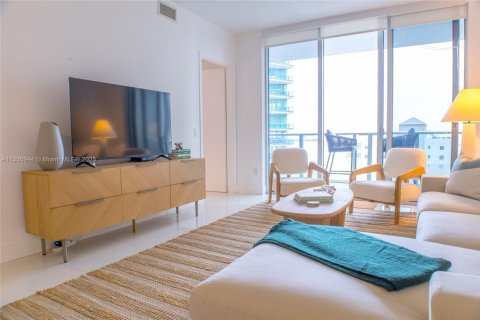 Copropriété à louer à Miami, Floride: 1 chambre, 65.12 m2 № 1938105 - photo 3