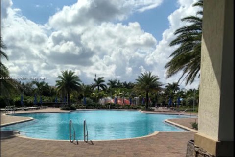 Снять в аренду таунхаус в Хомстед, Флорида 3 спальни, 145.48м2, № 1955043 - фото 22