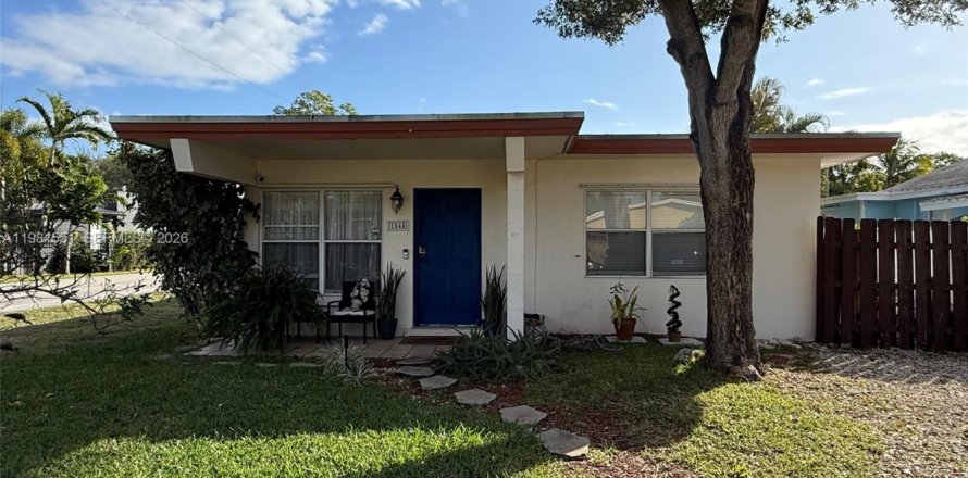 Villa ou maison à Fort Lauderdale, Floride 3 chambres, 156.91 m2 № 2048002