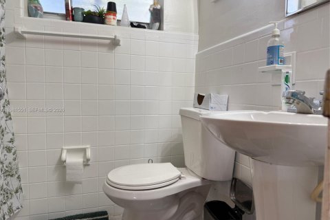 Villa ou maison à vendre à Fort Lauderdale, Floride: 3 chambres, 156.91 m2 № 2048002 - photo 19