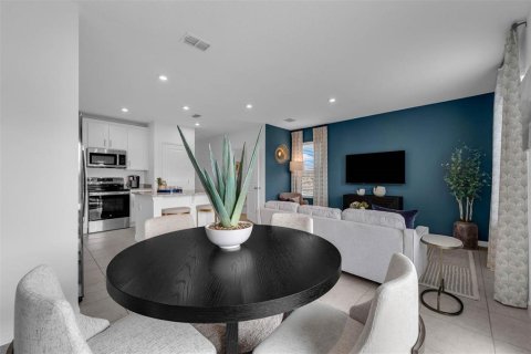 Townhouse in Tavares, Florida 3 bedrooms, 134.8 sq.m. № 1813820 - photo 16