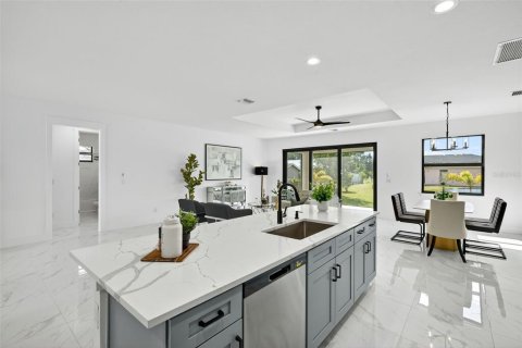 Casa en venta en Lehigh Acres, Florida, 3 dormitorios, 186.92 m2 № 2203648 - foto 7