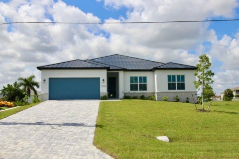 Villa ou maison à Punta Gorda, Floride 4 chambres, 194.35 m2 № 2330293