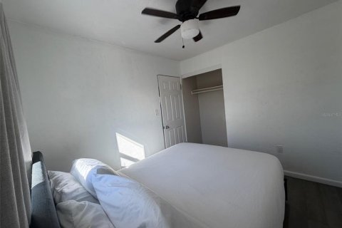 House in Seminole, Florida 2 bedrooms, 80.64 sq.m. № 2312707 - photo 6