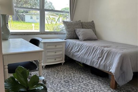 House in Seminole, Florida 2 bedrooms, 80.64 sq.m. № 2312707 - photo 18
