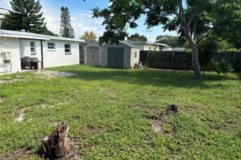 House in Seminole, Florida 2 bedrooms, 80.64 sq.m. № 2312707 - photo 29