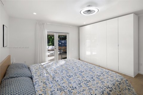 Villa ou maison à vendre à Palmetto Bay, Floride: 4 chambres, 246.28 m2 № 1973746 - photo 27