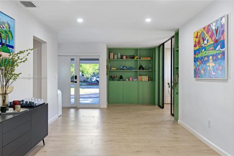 Villa ou maison à vendre à Palmetto Bay, Floride: 4 chambres, 246.28 m2 № 1973746 - photo 15