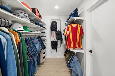 Villa ou maison à vendre à Palmetto Bay, Floride: 4 chambres, 246.28 m2 № 1973746 - photo 30