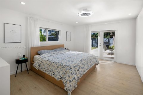 Villa ou maison à vendre à Palmetto Bay, Floride: 4 chambres, 246.28 m2 № 1973746 - photo 26