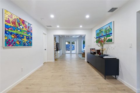 Villa ou maison à vendre à Palmetto Bay, Floride: 4 chambres, 246.28 m2 № 1973746 - photo 18