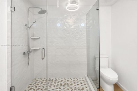 Villa ou maison à vendre à Palmetto Bay, Floride: 4 chambres, 246.28 m2 № 1973746 - photo 29