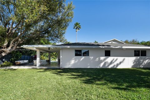 Villa ou maison à vendre à Palmetto Bay, Floride: 4 chambres, 246.28 m2 № 1973746 - photo 13