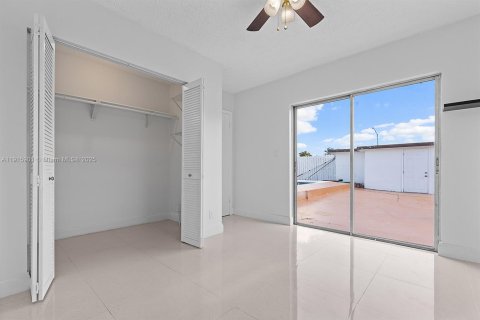 Купить виллу или дом в Мирамар, Флорида 4 спальни, 139.91м2, № 1974072 - фото 21