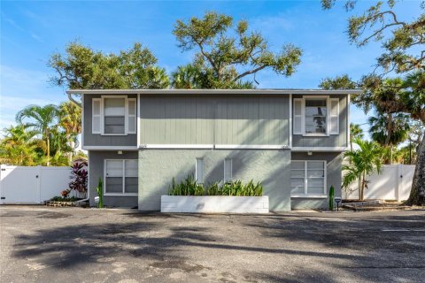 Immobilier commercial à Sarasota, Floride 4 chambres, 178.37 m2 № 2097656