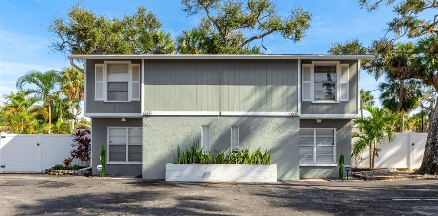 Immobilier commercial à Sarasota, Floride 4 chambres, 178.37 m2 № 2097656