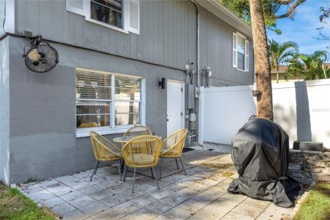 Immobilier commercial à vendre à Sarasota, Floride: 4 chambres, 178.37 m2 № 2097656 - photo 13