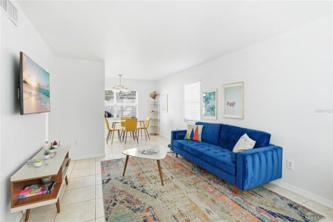 Immobilier commercial à vendre à Sarasota, Floride: 4 chambres, 178.37 m2 № 2097656 - photo 3