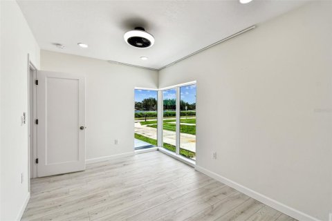 Villa ou maison à vendre à Tarpon Springs, Floride: 2 chambres, 122.63 m2 № 1851709 - photo 12