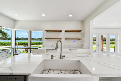 Villa ou maison à vendre à Tarpon Springs, Floride: 2 chambres, 122.63 m2 № 1851709 - photo 29