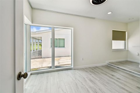 Villa ou maison à vendre à Tarpon Springs, Floride: 2 chambres, 122.63 m2 № 1851709 - photo 11