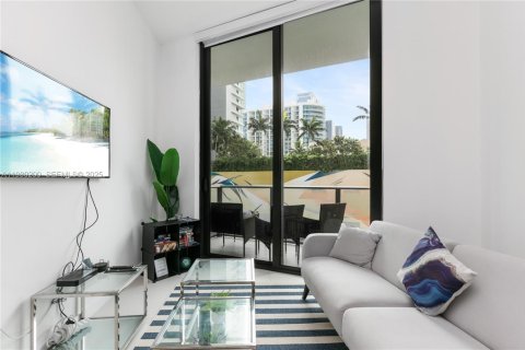 Copropriété à vendre à Miami, Floride: 2 chambres, 99.31 m2 № 1990403 - photo 3