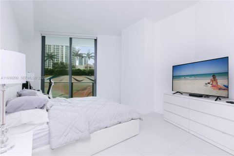 Copropriété à vendre à Miami, Floride: 2 chambres, 99.31 m2 № 1990403 - photo 15