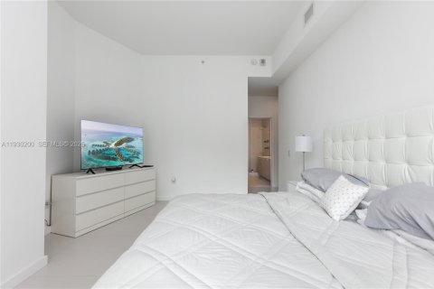 Copropriété à vendre à Miami, Floride: 2 chambres, 99.31 m2 № 1990403 - photo 17