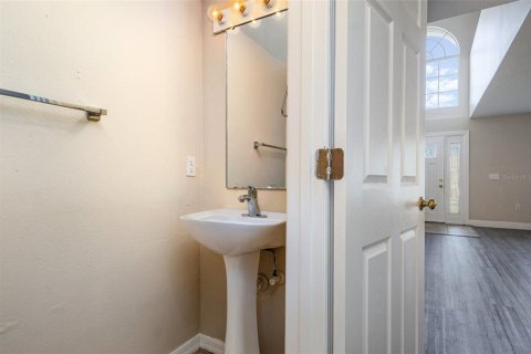 Casa en venta en Haines City, Florida, 4 dormitorios, 276.29 m2 № 1888490 - foto 4
