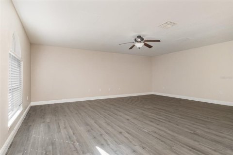 Casa en venta en Haines City, Florida, 4 dormitorios, 276.29 m2 № 1888490 - foto 5