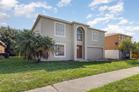 Casa en venta en Haines City, Florida, 4 dormitorios, 276.29 m2 № 1888490 - foto 2