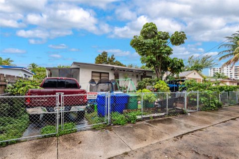 Villa ou maison à Miami, Floride 2 chambres, 132.66 m2 № 2027157