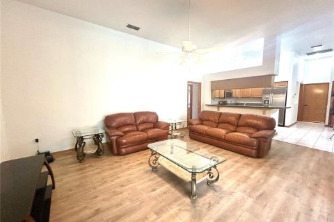 Casa en venta en Orlando, Florida, 3 dormitorios, 236.06 m2 № 2166057 - foto 20