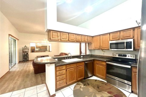 Casa en venta en Orlando, Florida, 3 dormitorios, 236.06 m2 № 2166057 - foto 17