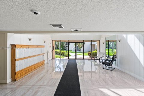 Copropriété à vendre à Weston, Floride: 2 chambres, 102.75 m2 № 1952847 - photo 4