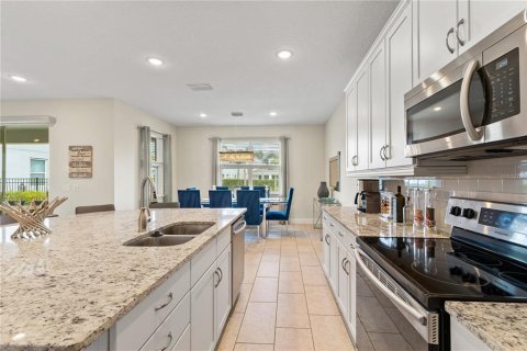 House in Kissimmee, Florida 5 bedrooms, 273.6 sq.m. № 1879710 - photo 6