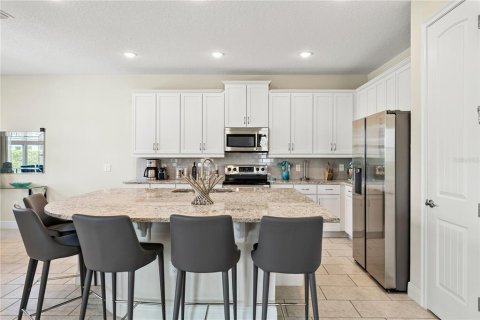 House in Kissimmee, Florida 5 bedrooms, 273.6 sq.m. № 1879710 - photo 4