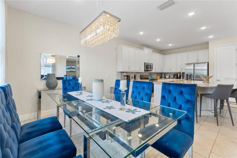 House in Kissimmee, Florida 5 bedrooms, 273.6 sq.m. № 1879710 - photo 7