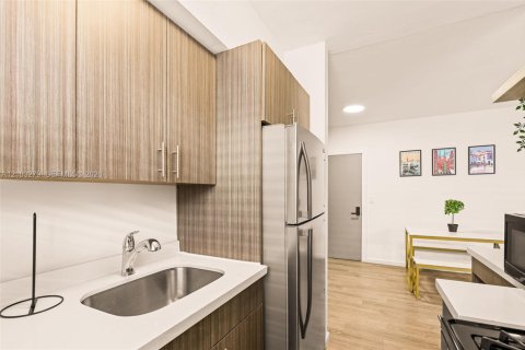 Copropriété à louer à Miami Beach, Floride: 37.16 m2 № 2407873 - photo 7