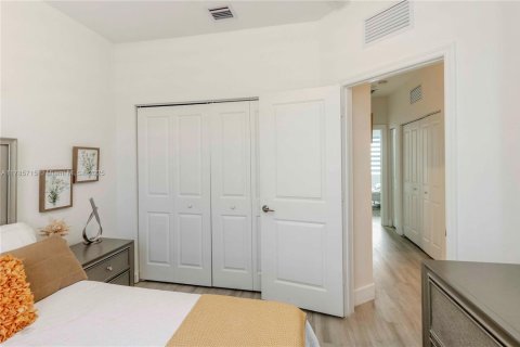 Townhouse in Miami, Florida 3 bedrooms, 133.97 sq.m. № 1860930 - photo 30