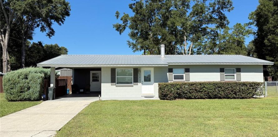 House in Ocala, Florida 3 bedrooms, 93.65 sq.m. № 2104324