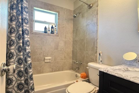 House in Ocala, Florida 3 bedrooms, 93.65 sq.m. № 2104324 - photo 20