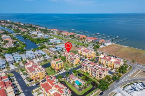 Купить таунхаус в Аполло-Бич, Флорида 15 комнат, 256.69м2, № 2152348 - фото 2
