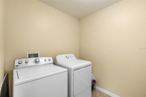Touwnhouse à vendre à Orlando, Floride: 3 chambres, 179.49 m2 № 2437217 - photo 19
