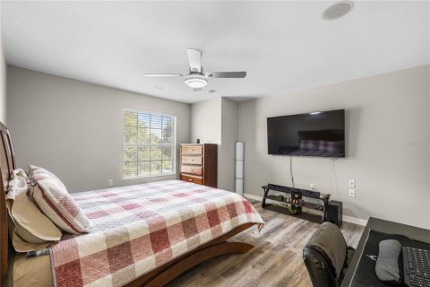 Touwnhouse à vendre à Orlando, Floride: 3 chambres, 179.49 m2 № 2437217 - photo 13