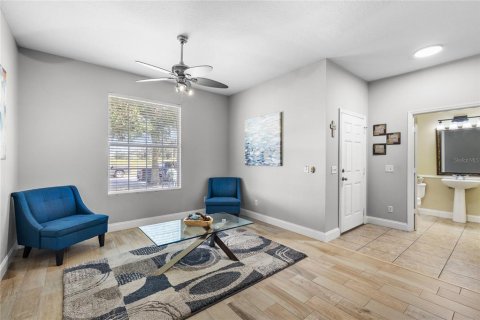 Touwnhouse à vendre à Orlando, Floride: 3 chambres, 179.49 m2 № 2437217 - photo 5
