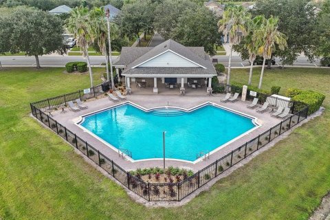 Touwnhouse à vendre à Orlando, Floride: 3 chambres, 179.49 m2 № 2437217 - photo 23