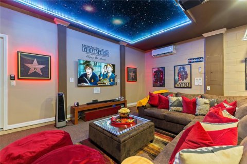 Casa en venta en Davenport, Florida, 5 dormitorios, 231.51 m2 № 1918476 - foto 8